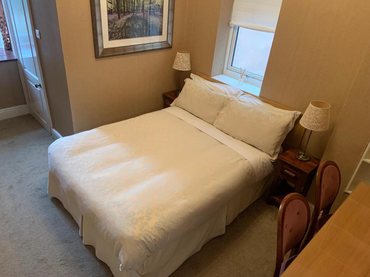 Entire Seaside Home, Sleeps 8, All En-Suite Rooms ニュー・ブライトン エクステリア 写真